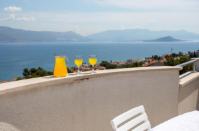  Apartments in Villa TOP TROGIR  Трогир